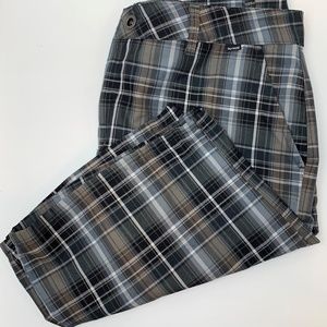 Hurley Men's "Reagan" Style Shorts, Size 34